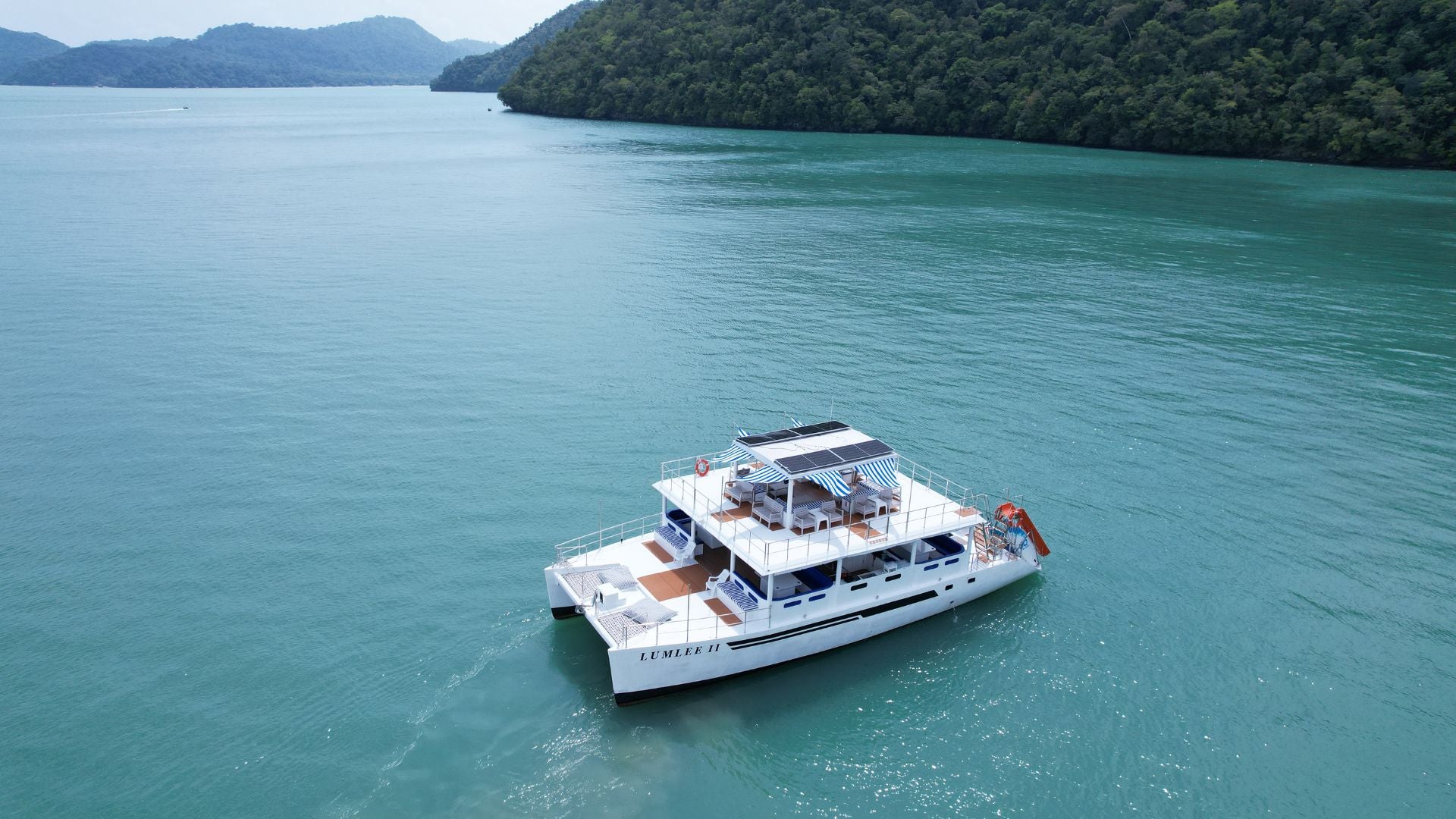 Lumlee 2 Sunset Cruise - Private Yacht Charter (4 Hours)