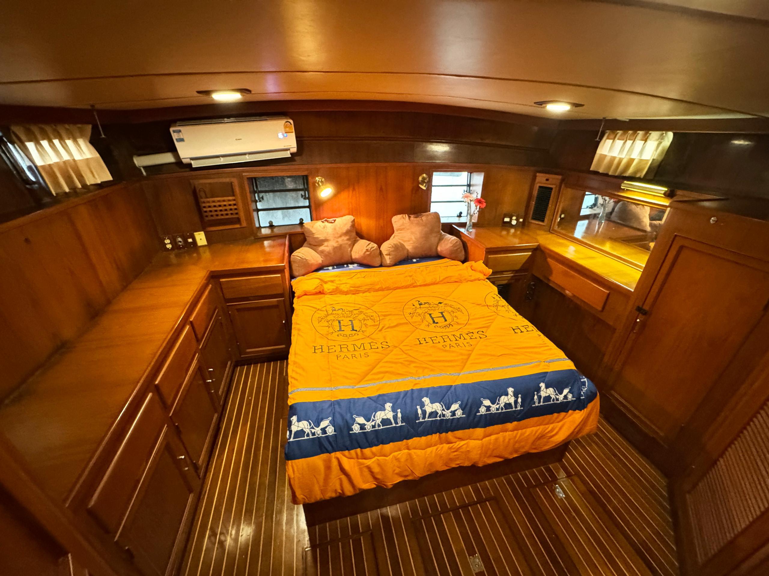 Tyche Private Yacht Charter – Luxury Day & Sunset Cruise Experience (4 Hours)