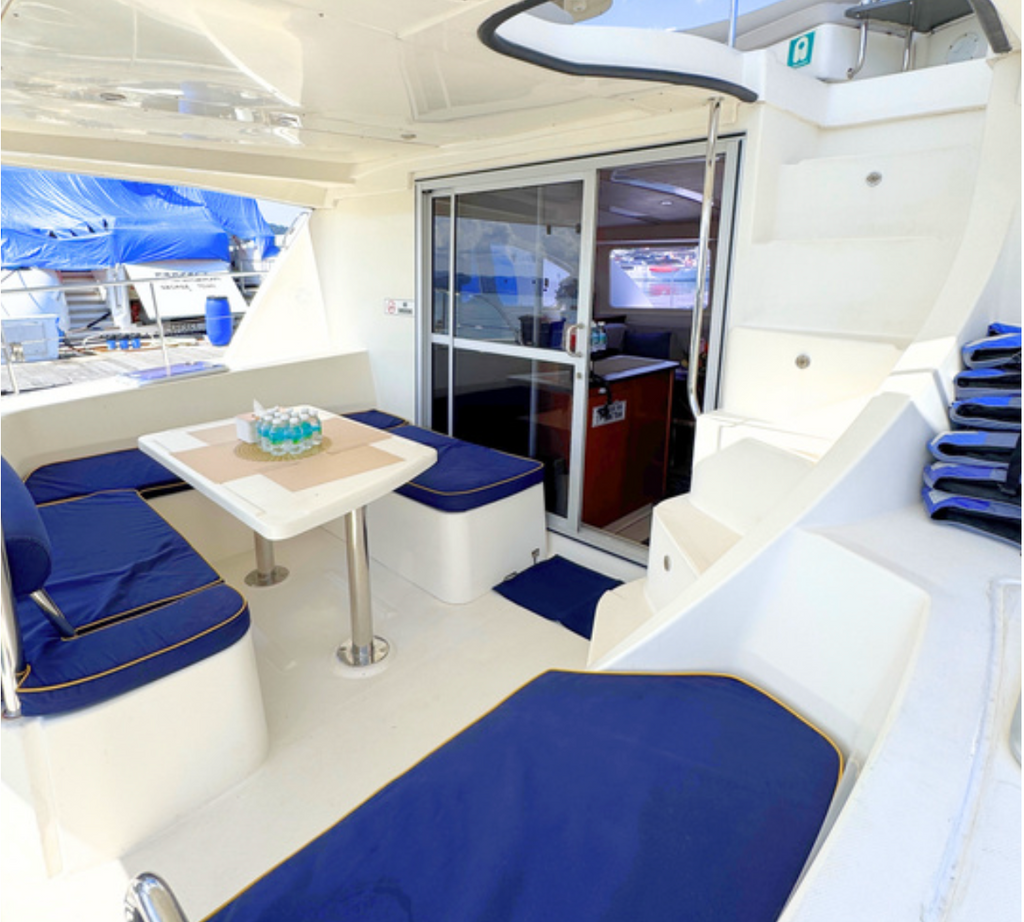 Ocean Bliss – Luxurious Catamaran Cruise (4 Hours)