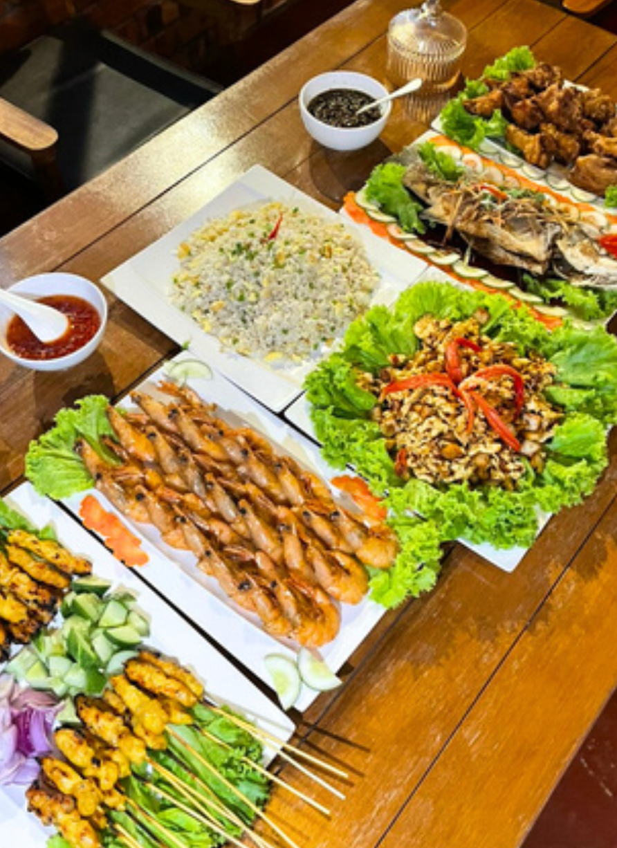 Rubylite – Open-Air Yacht with Spacious Front Deck (4 Hours)