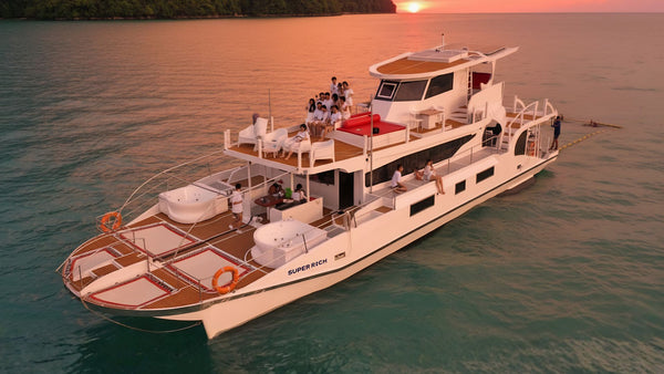 Sunset Sharing Yacht Charter (4 Hours)