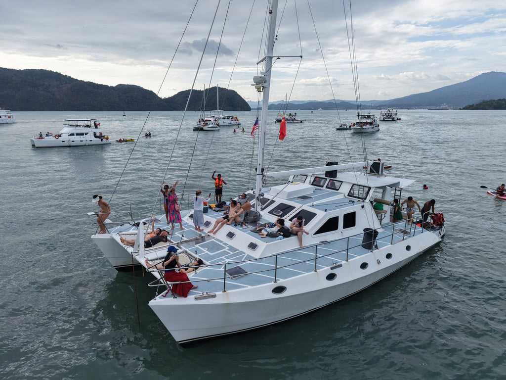 Free Soul Sharing Yacht Charter – Langkawi Party Cruise Experience (4 Hours)