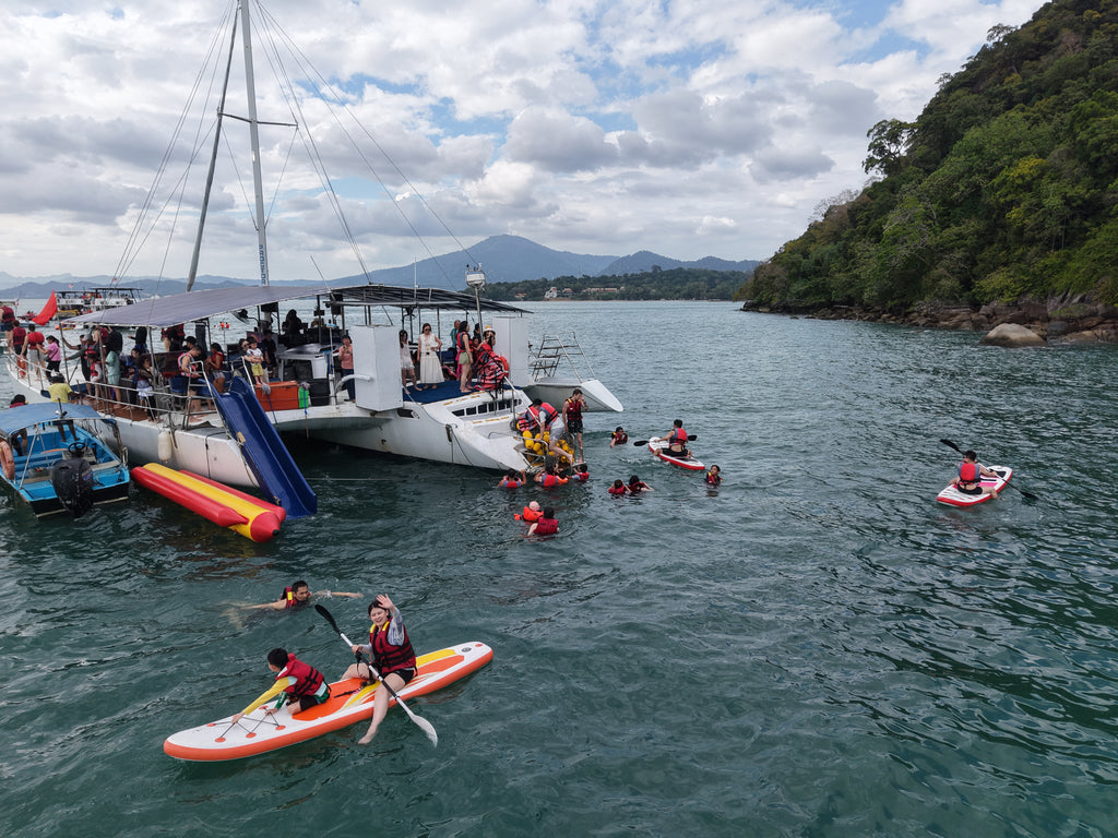 Erica Sunset Sharing Yacht Charter – Langkawi Sunset Party Experience (4 Hours)
